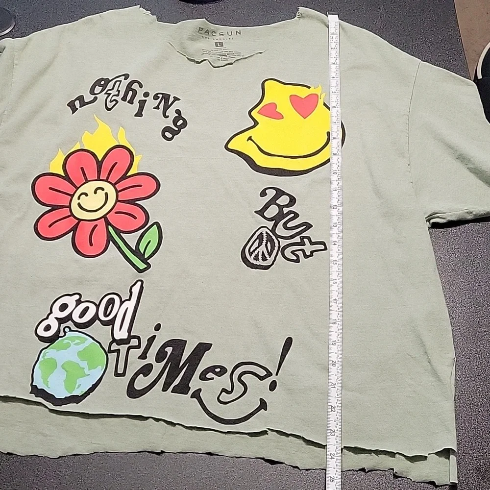 PacSun Olive Raw edges Graphic Tshirts - Picture 8 of 8